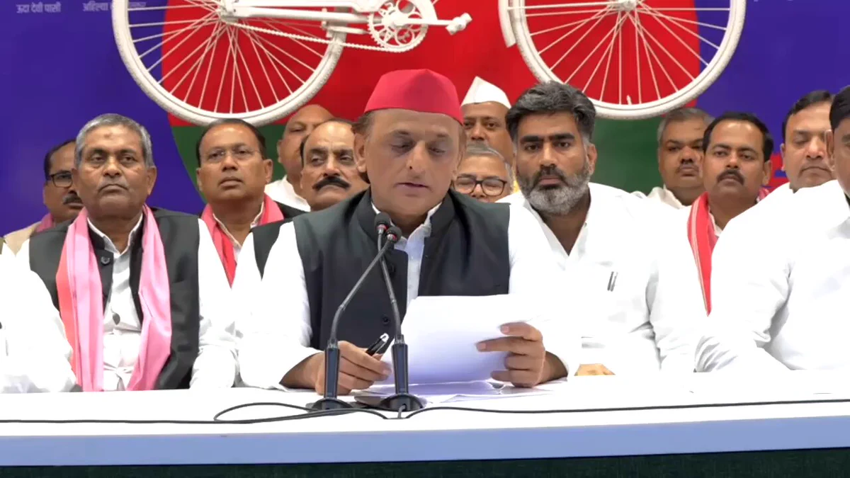 पुरानी पेंशन से शिक्षकों तक, अखिलेश यादव ने खोला वादों का पिटारा; जानिए क्या-क्या कहा